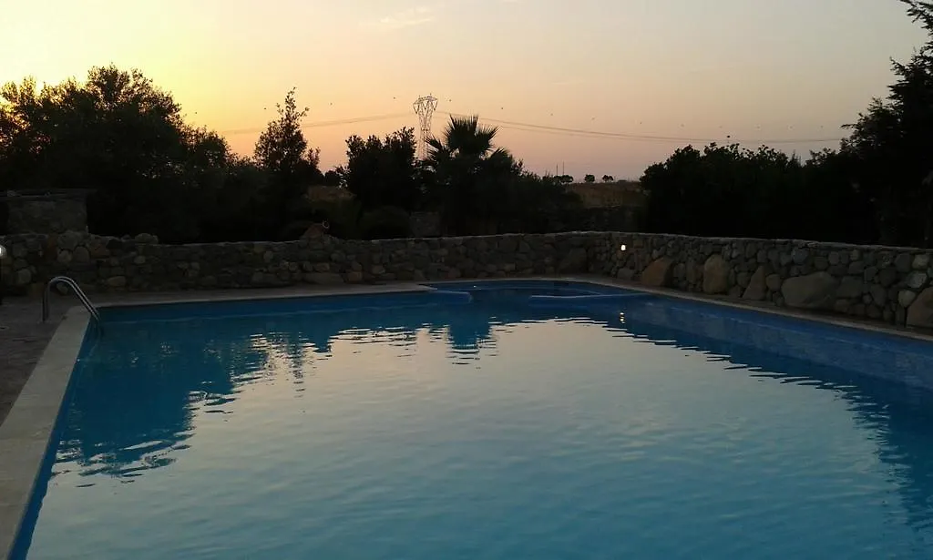 مزرعة للإقامة Riu Sa Murta Elmas